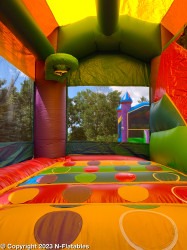 Wacky205n120inside 1757538203 Wacky 5-in-1 Bounce House Combo
